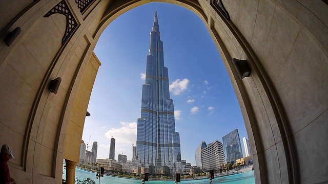 Moving to Dubai Burj Khalifa the tallest building in the world Jobs in Dubai Loadem