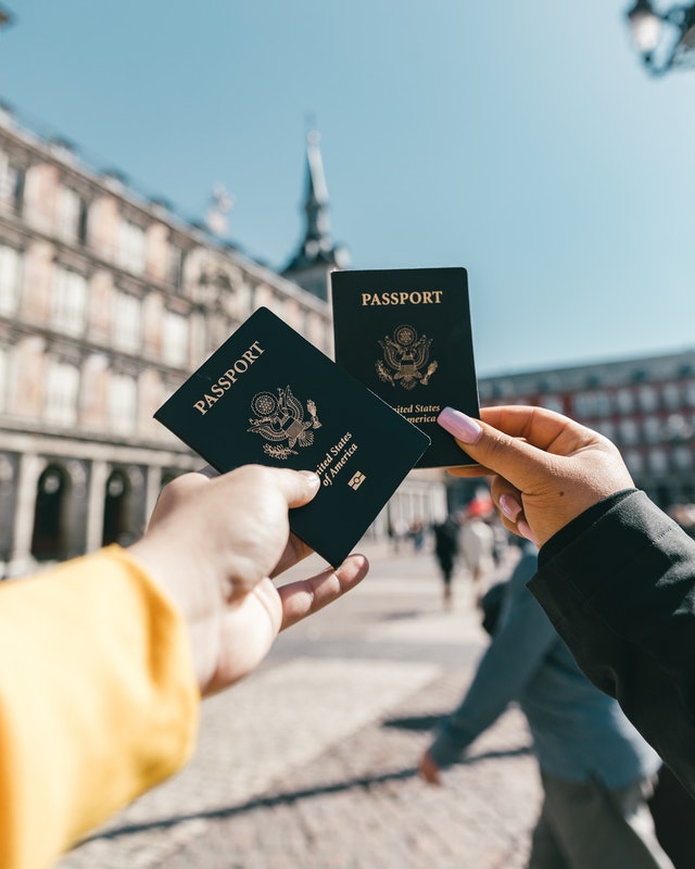 Types of Visas expats travel visa working visa student visa diplomatic visa transit visa retirement visa Loadem